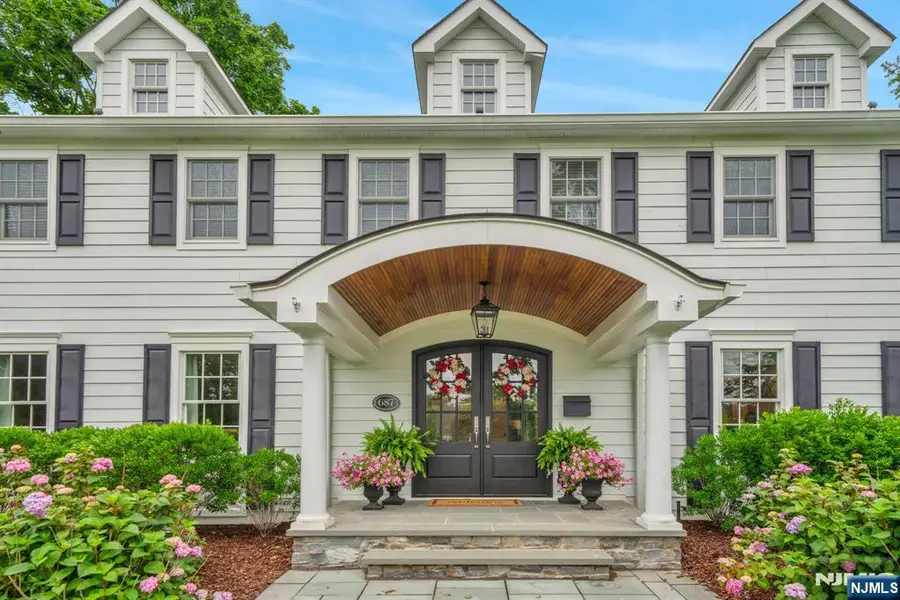 687 East Drive, Oradell, NJ 07649 - #3