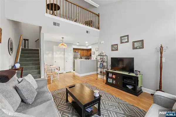 20 Sage Court, Bedminster, NJ 07921
