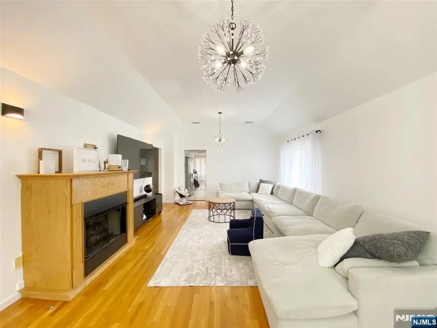 118B Temple Terrace, Palisades Park, NJ 07650 - #3