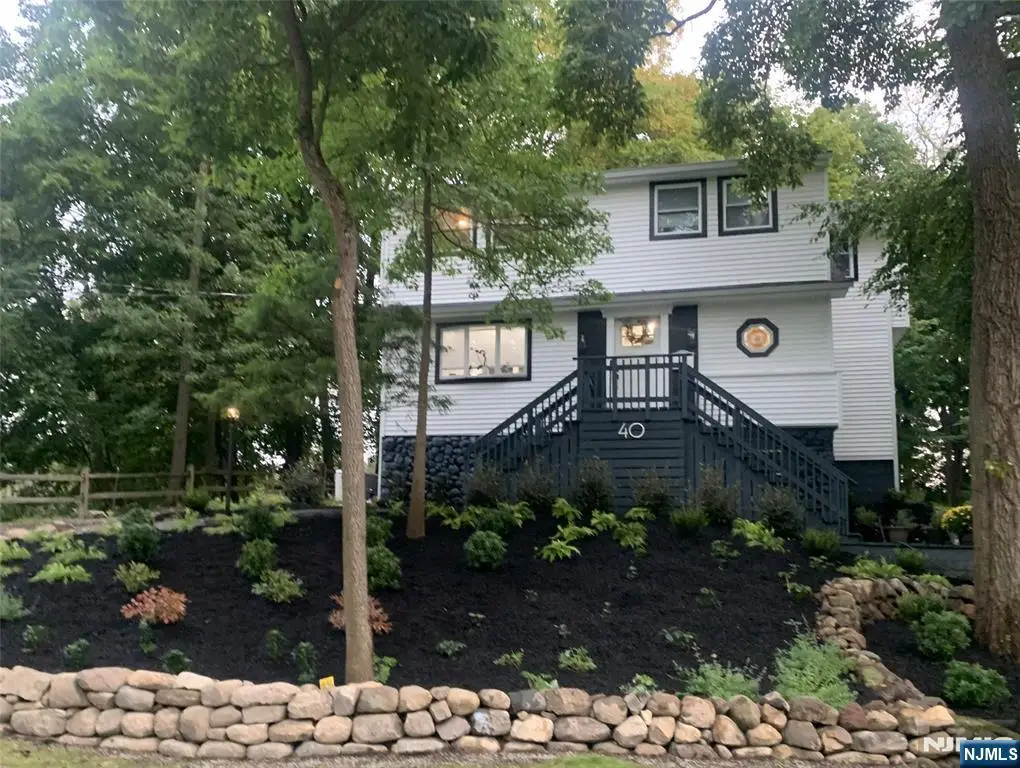 40 W Oak Street, Ramsey, NJ 07446 - #1
