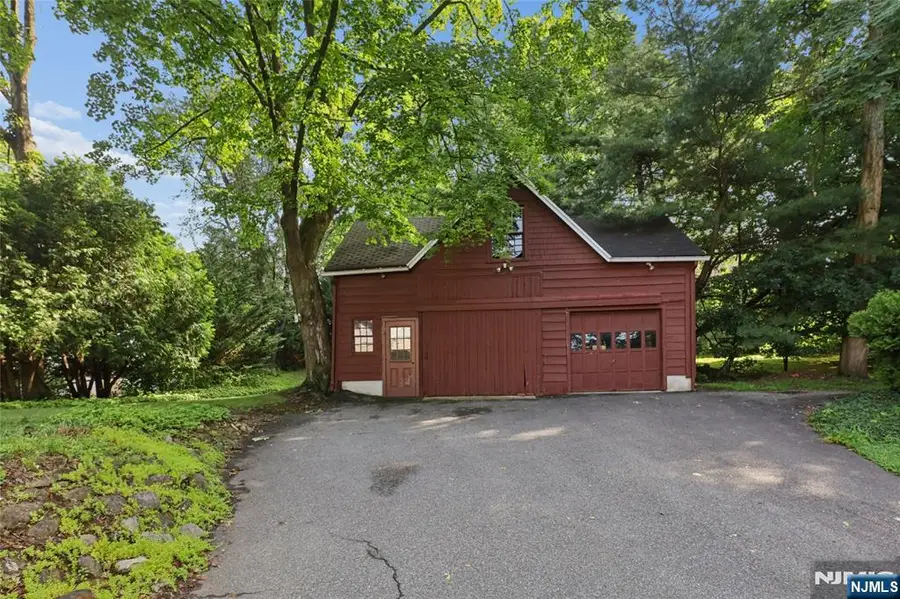 105 Harrison, Roseland, NJ 07068 - #3