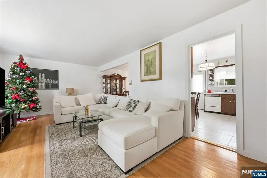 23 Bogle Avenue, North Arlington, NJ 07031 - #2