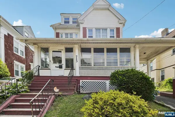 711-713 Degraw Avenue, Newark, NJ 07104