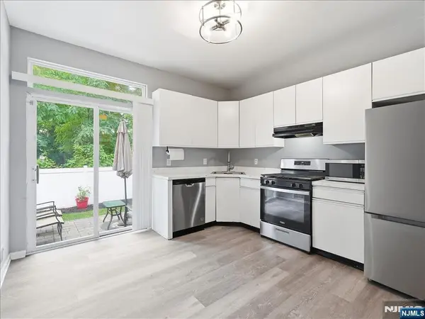 4 Derby Street 2, East Orange, NJ 07018