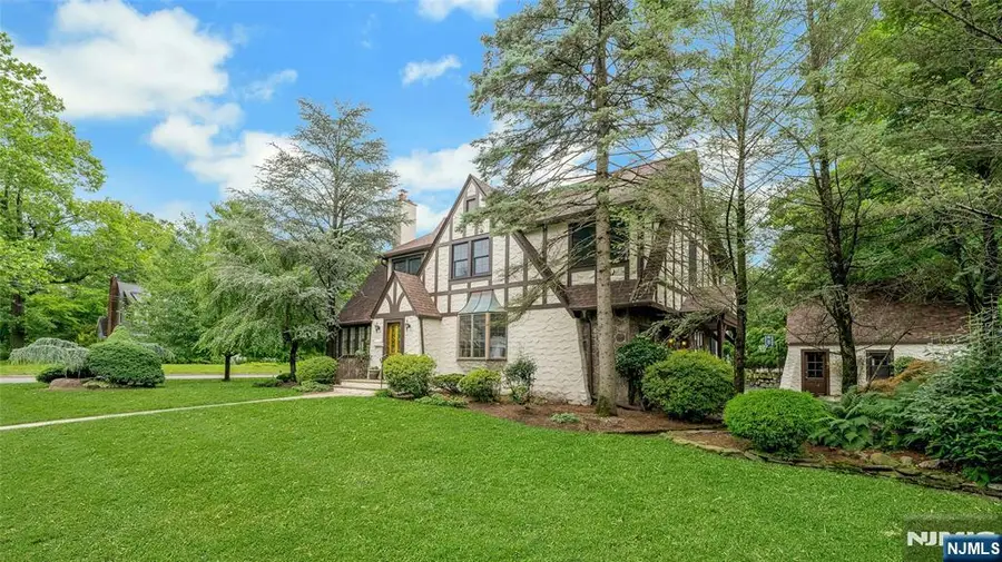 60 Chestnut Street, Ramsey, NJ 07446 - #3