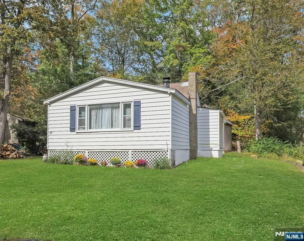 28 Risley Road, Upper Greenwood Lake, NJ 07421 - #1