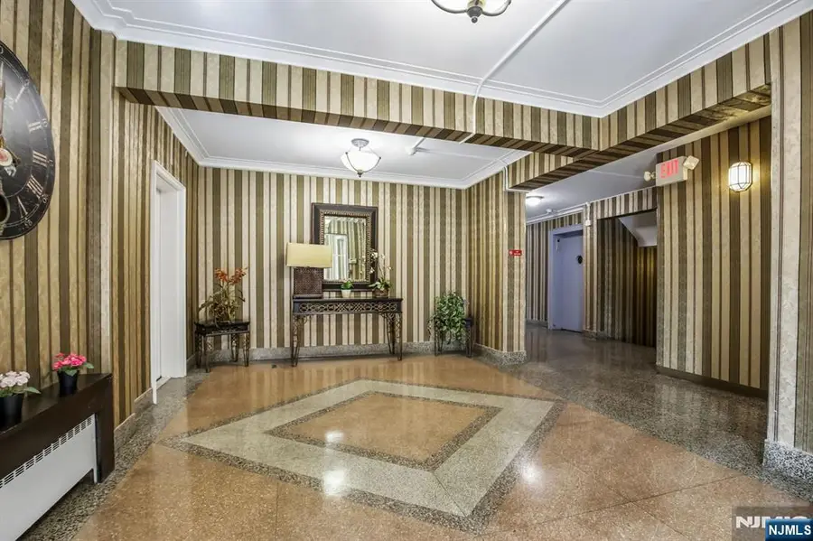 2350 Linwood Avenue 4E, Fort Lee, NJ 07024 - #3