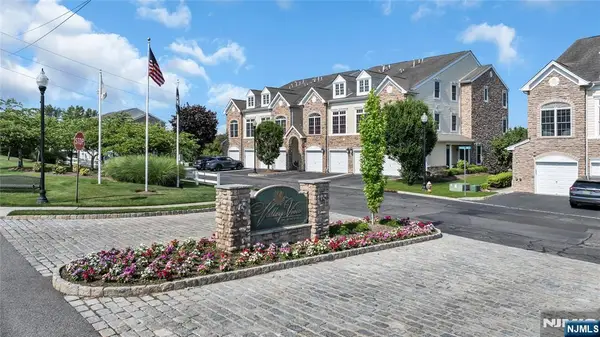 28 Forshee Circle, Montvale, NJ 07645