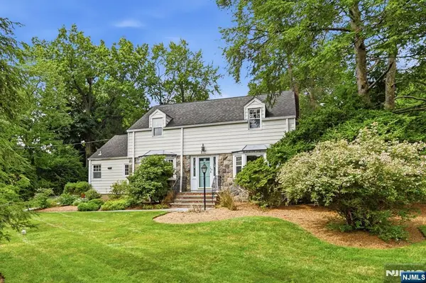 419 Sicomac Avenue, Wyckoff, NJ 07481