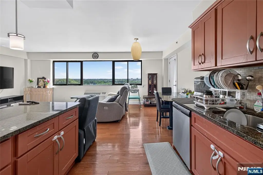 60 Parkway Drive 10C, East Orange, NJ 07017 - #1