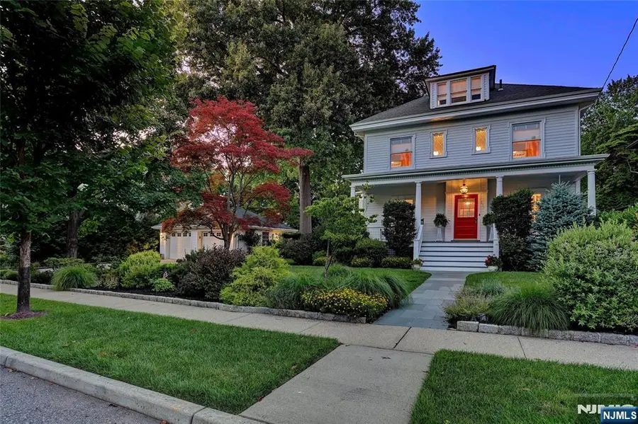 339 Highwood Avenue, Leonia, NJ 07605 - #2