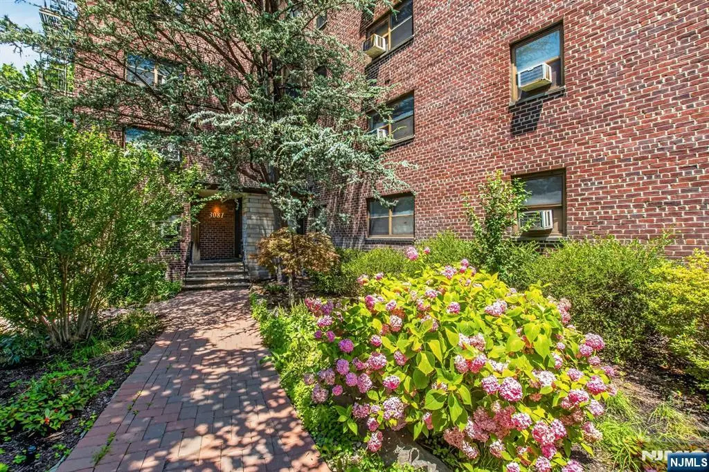 3081 Edwin Avenue 3G, Fort Lee, NJ 07024 - #1