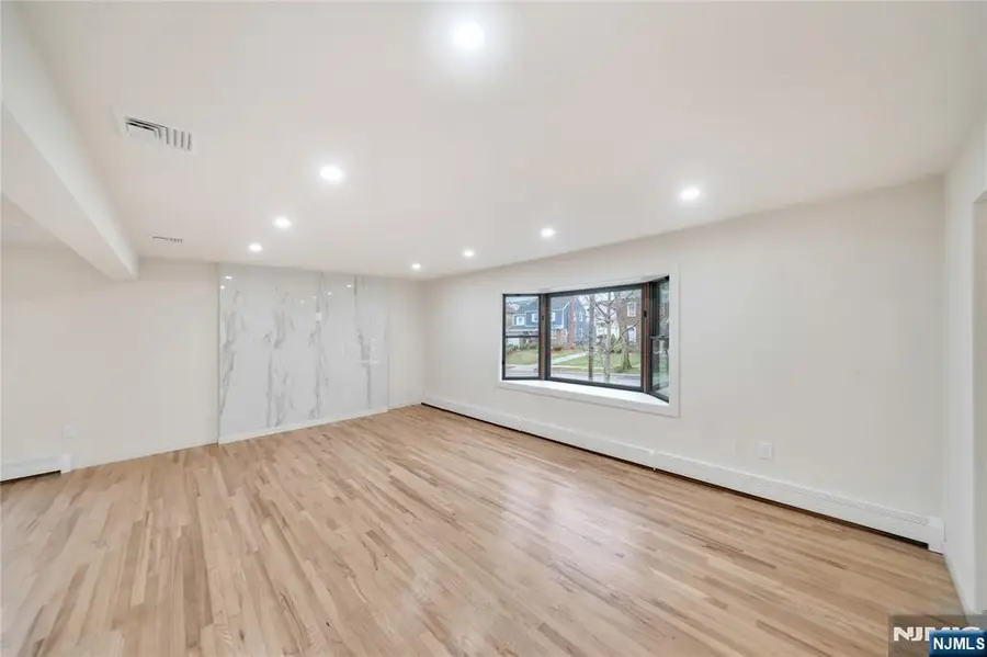 468 Morse Avenue, Ridgefield, NJ 07657 - #2