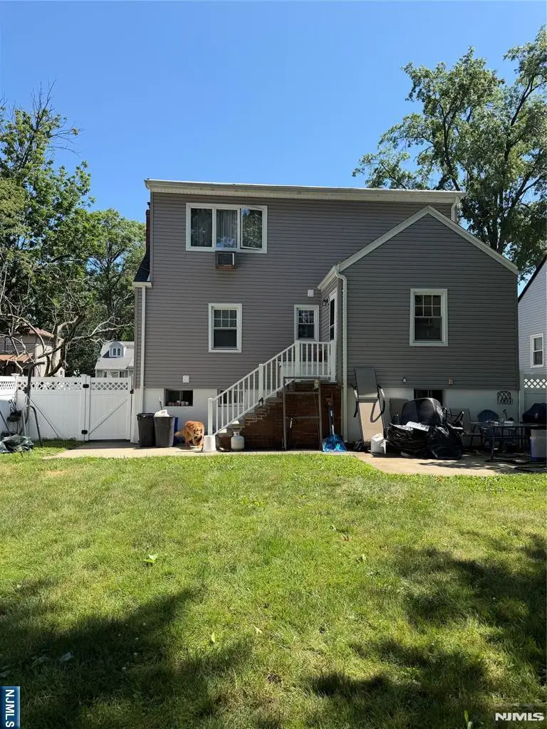 734 E Clark Avenue, Ridgefield, NJ 07657 - #2