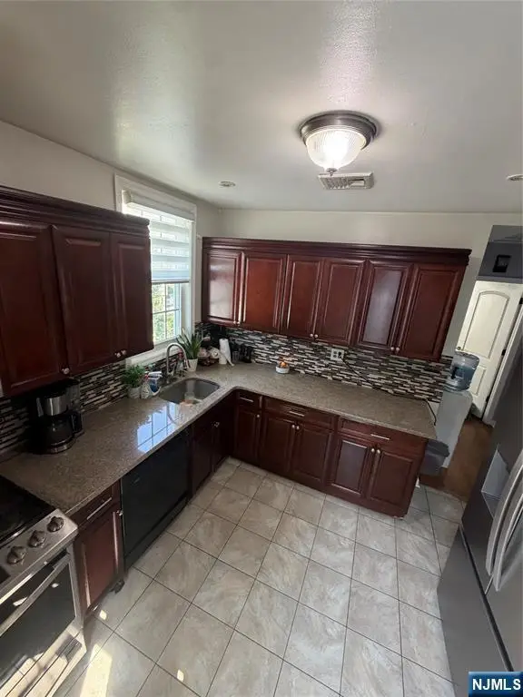 33 Adelaide Street, Belleville, NJ 07109 - #2
