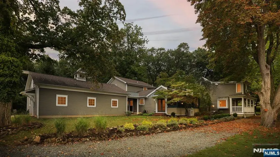 35 Woodledge Road, Watchung, NJ 07069 - #3