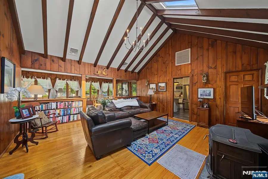 16 Weir Place, Ringwood, NJ 07456 - #3
