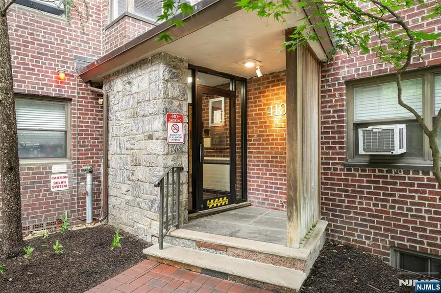 410 Park Place 4B, Fort Lee, NJ 07024 - #2