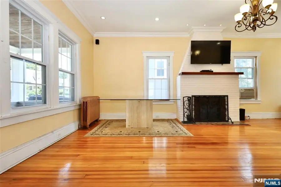 233 Hamilton Place, Hackensack, NJ 07601 - #3