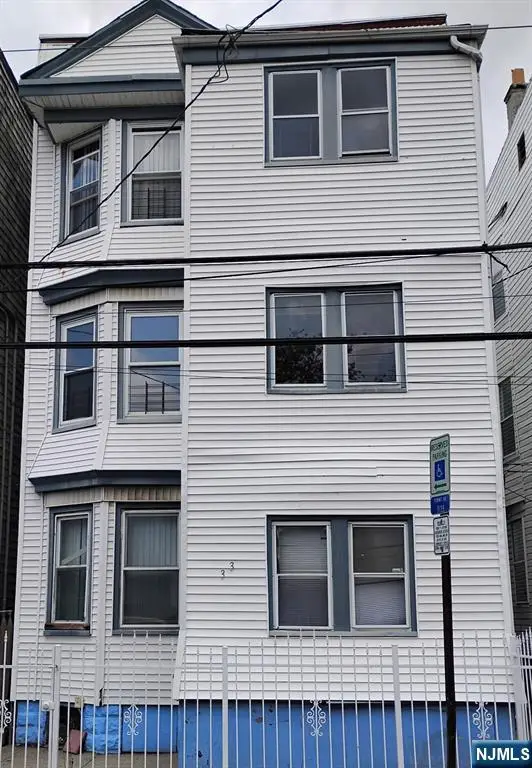 333 S 19th Street, Newark, NJ 07103