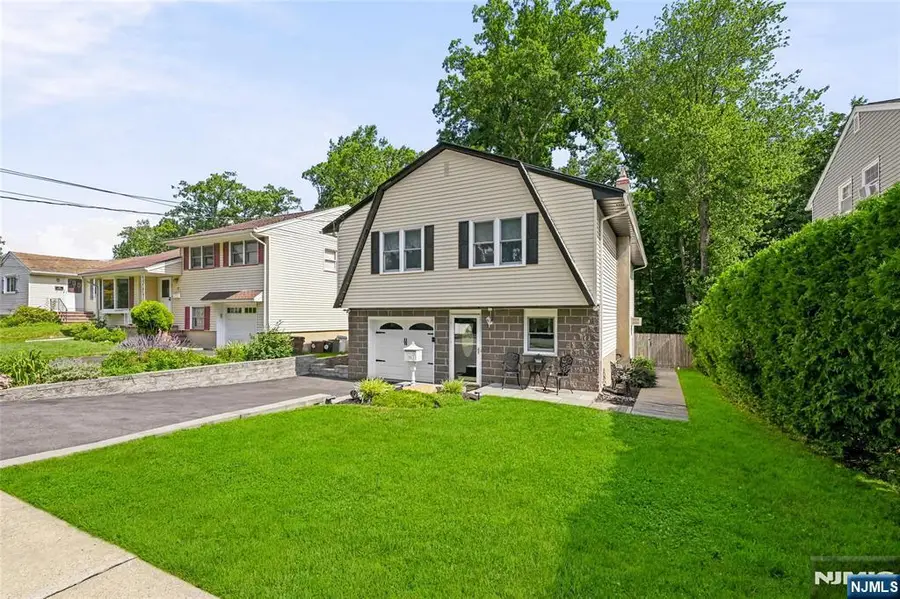 83 Moore Avenue, Waldwick, NJ 07463 - #3