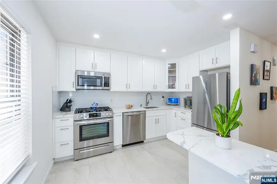 181 Long Hill Landing 5, Little Falls, NJ 07424 - #3