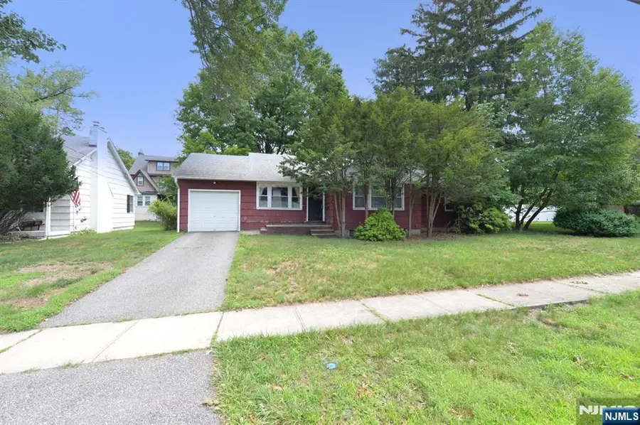 6 Central Avenue, Demarest, NJ 07627 - #2