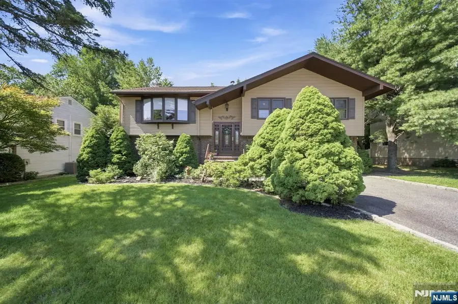 308 Loren Court, Northvale, NJ 07647 - #3