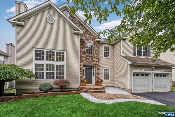 628 Skyline Drive, Jefferson Township, NJ 07849