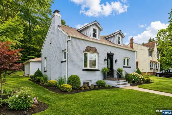 122 Garside Avenue, Wayne, NJ 07470