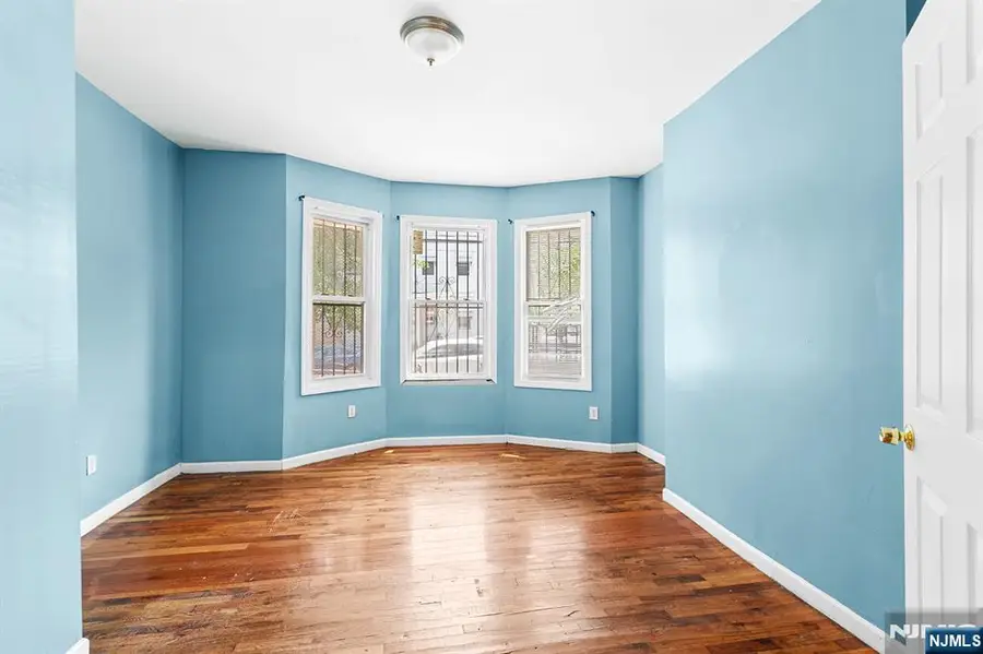 681 11th Street, Newark, NJ 07103 - #3
