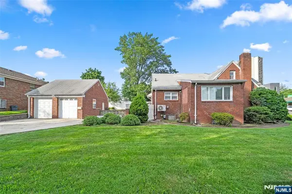 1303 Palisade Avenue, Fort Lee, NJ 07024