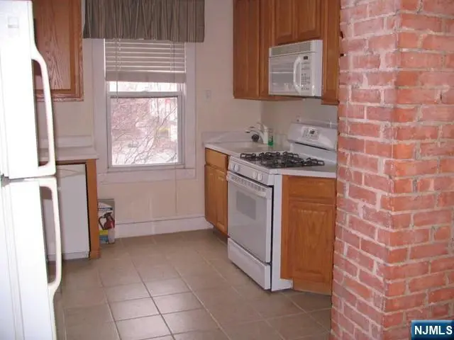 313 Madison Street, Carlstadt, NJ 07072 - #2