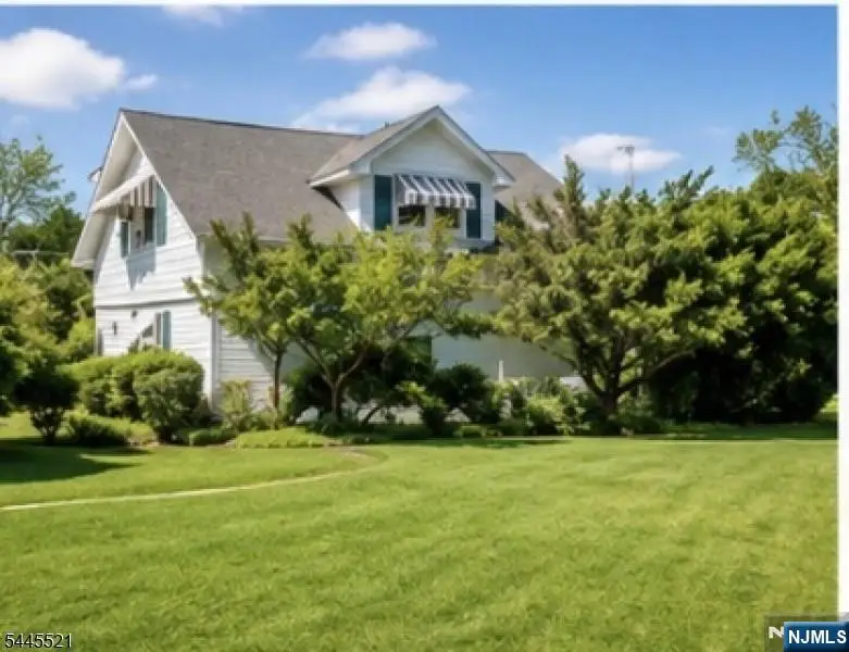 34 Passaic Avenue, Fairfield, NJ 07004 - #3