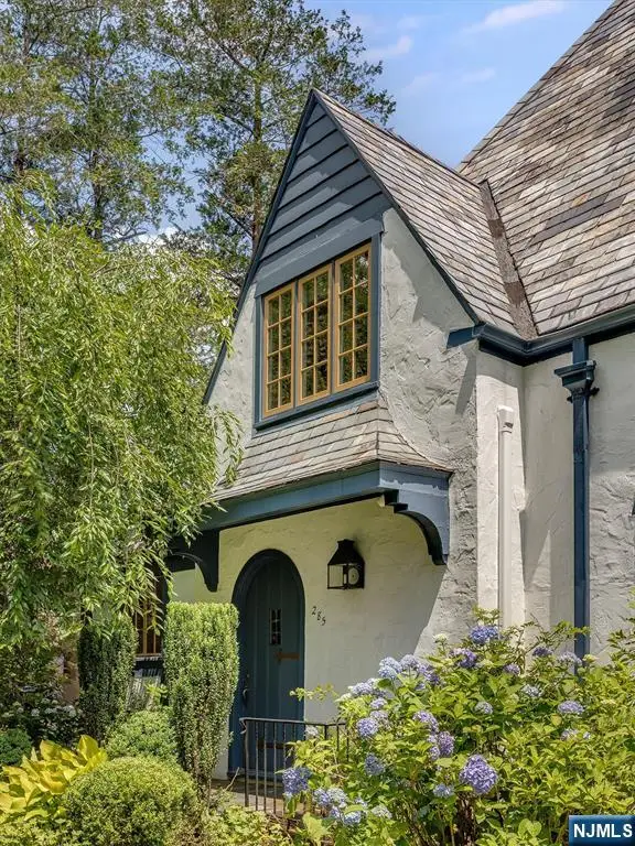 285 Linden Avenue, Glen Ridge, NJ 07028 - #3