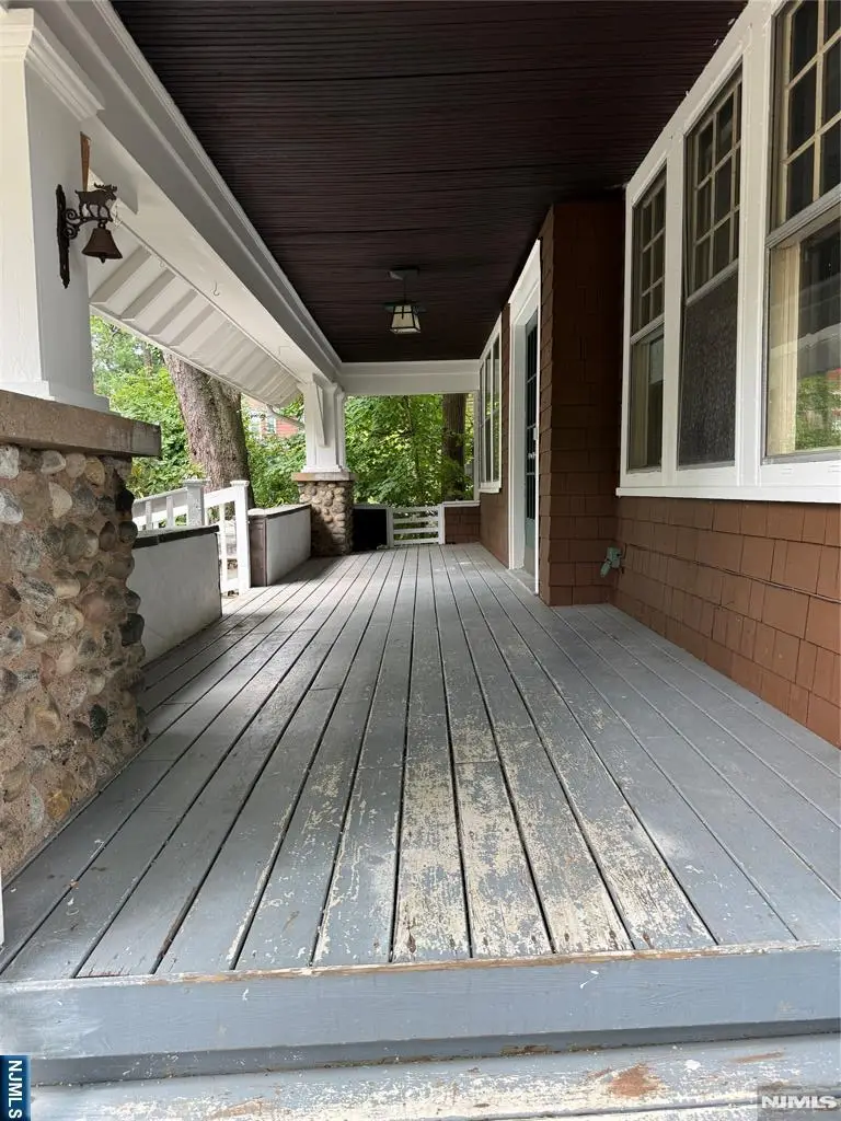 110 Romaine Place, Leonia, NJ 07605 - #2