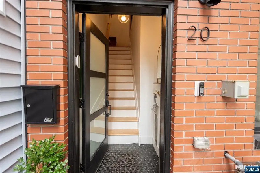 20 Westervelt Place 2, Jersey City, NJ 07304 - #3