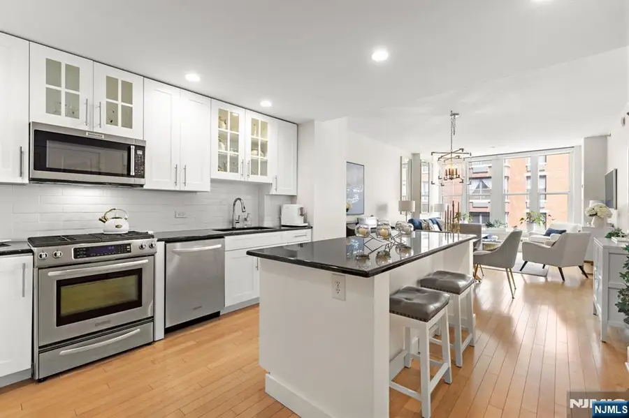 1125 Maxwell Lane 734, Hoboken, NJ 07030 - #2