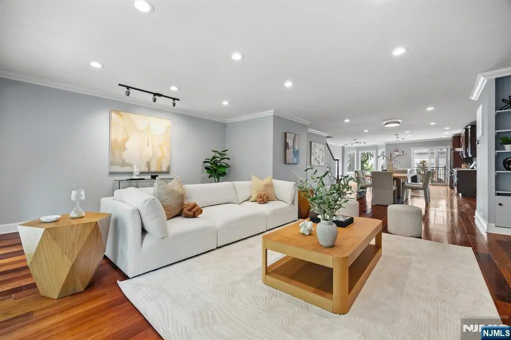 352 Gorge, Cliffside Park, NJ 07010 - #1