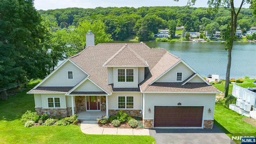 163 High Crest Drive, West Milford, NJ 07480 - #2