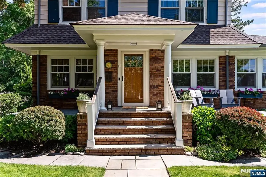11 Windsor Place, Upper Montclair, NJ 07043 - #2