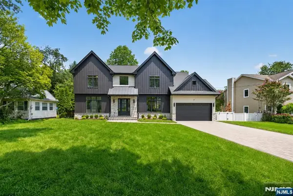 27 Crestwood Drive, Glen Rock, NJ 07452