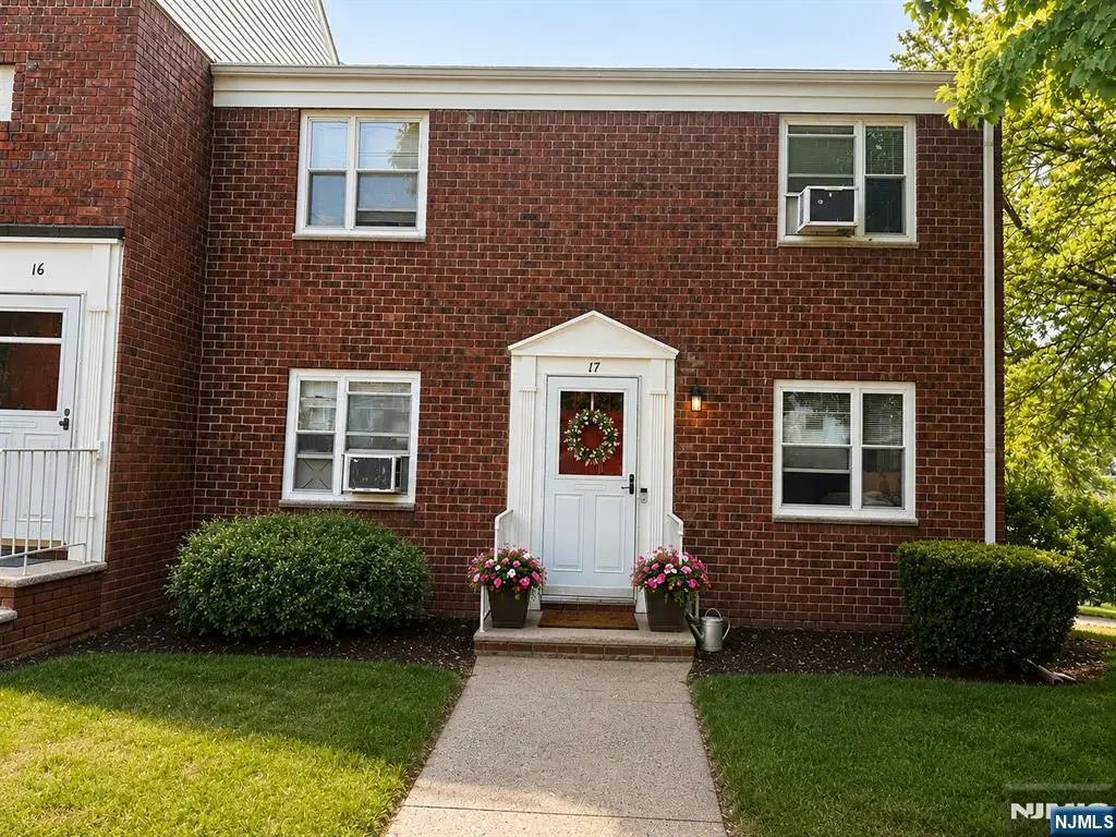 473 Blanchard Terrace 17, Hackensack, NJ 07601 - #1