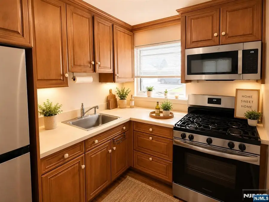 473 Blanchard Terrace 17, Hackensack, NJ 07601 - #2