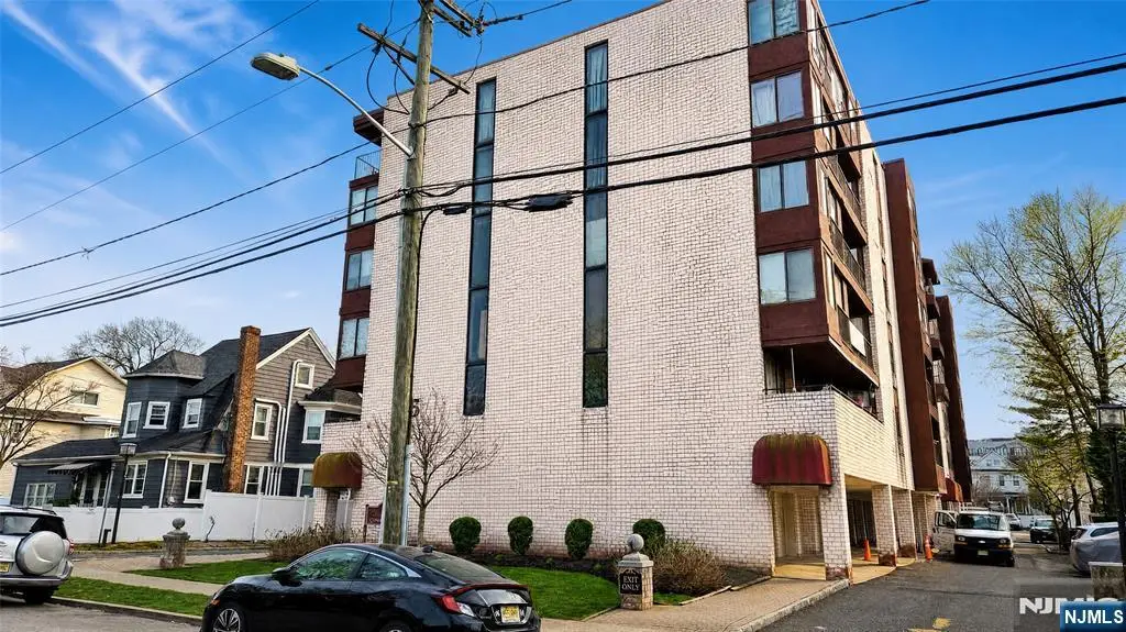55 Clinton Place 304, Hackensack, NJ 07601 - #1