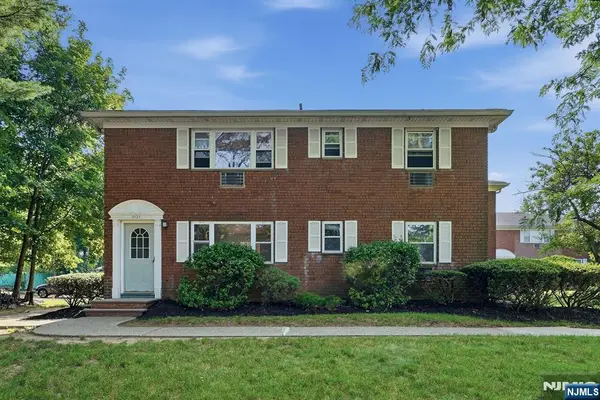 1121 Valley Road A, Wayne, NJ 07470