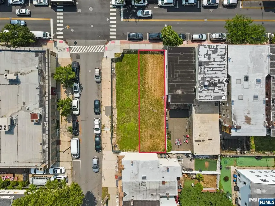 793 Broadway, Bayonne, NJ 07002 - #3