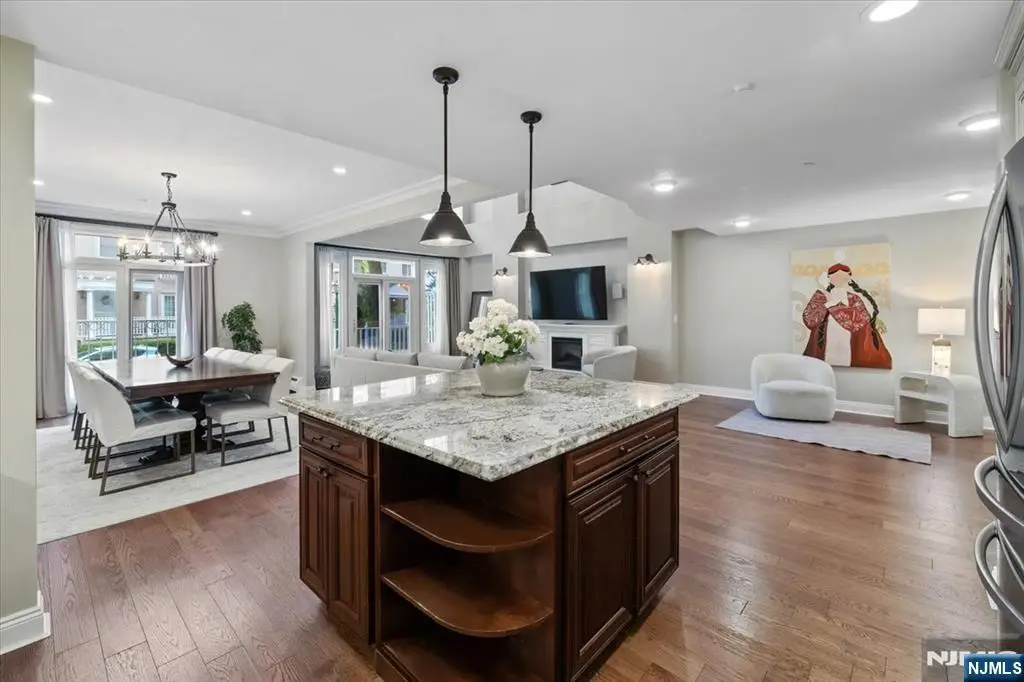 208 Shearwater Court 15, Jersey City, NJ 07305 - #1
