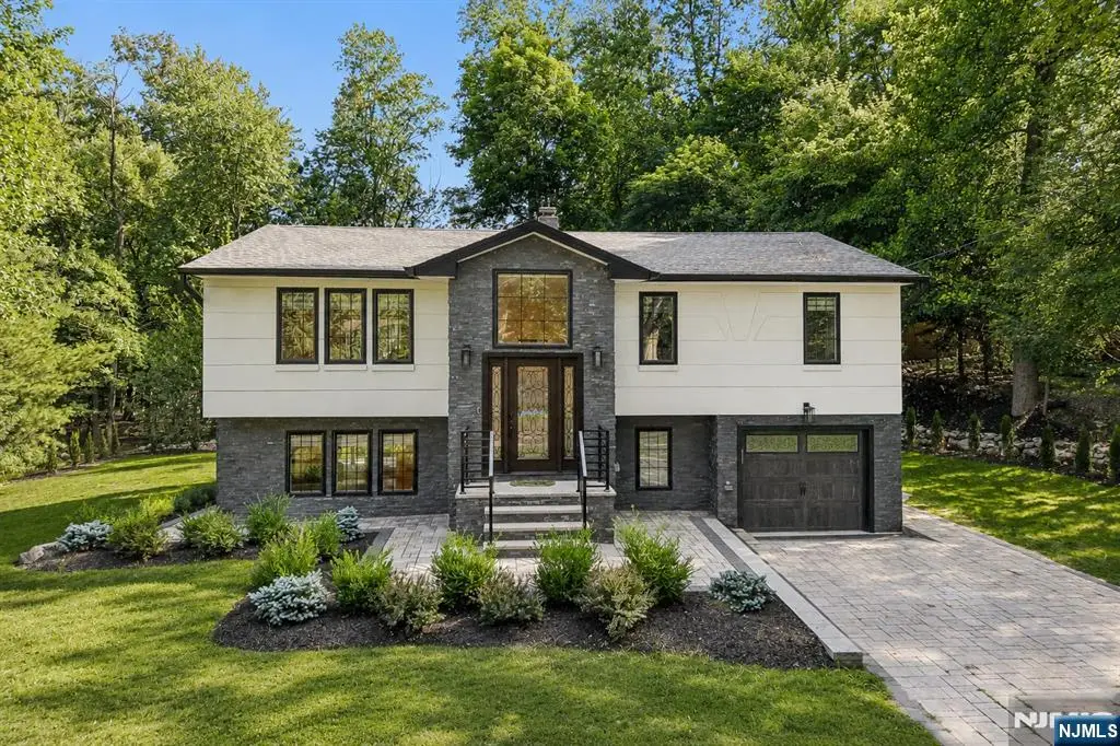 12 Parker Place, Upper Saddle River, NJ 07458 - #1