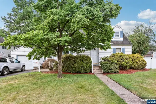78 Legion Place, Paramus, NJ 07652